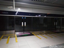 Listrik Padam, Begini Suasana di Stasiun MRT Bundaran HI