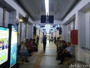 Sempat Gelap, Halte Bundaran HI Kembali Terang Benderang