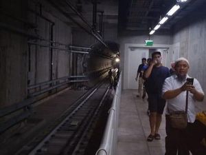 Nggak Cuma RI, di AS Transportasi Massal Pernah Mandek Gegara Blackout