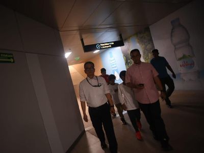 Potret Anies Keliling Stasiun MRT-RSUD Cek Dampak Listrik Padam