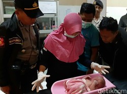 Bayi Laki-laki Lengkap dengan Ari-ari Ditemukan Kedinginan di Pasar