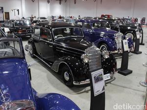 Bandung Lautan Mercedez-Benz