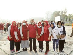 Akibat Kabut Asap, Senam Massal HUT Riau Dipersingkat