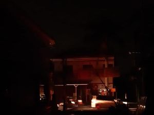 Listrik Padam Massal Tak Terkait Gempa Banten