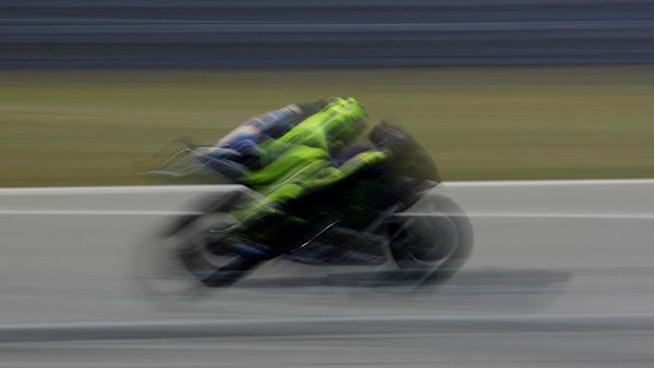 Dear Yamaha, Ini Curhat Rossi Soal Tunggangannya