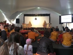 Pertunjukan Wayang Curi Perhatian Warga Moskow