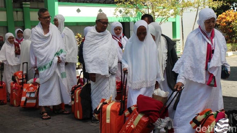 Kloter Terakhir Embarkasi Solo Berangkat, 16 Calhaj Batal