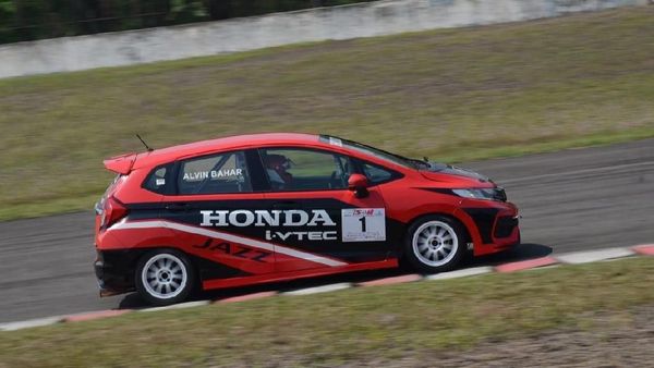 Mati Listrik, Alvin Bahar Fokus ke Seri ISSOM Night Race