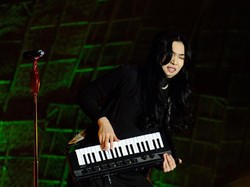 Ratusan Ribu Wisatawan Nikmati Senandung Negeri di Atas Awan Dieng