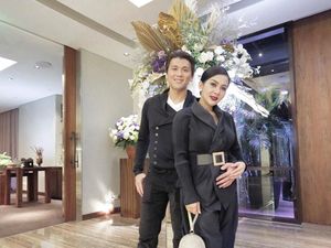 Duh, Lagi Asyik Nonton Aladdin Syahrini Malah Diusir Keluar Duh, Lagi Asyik Nonton Aladdin Syahrini Malah Diusir Keluar