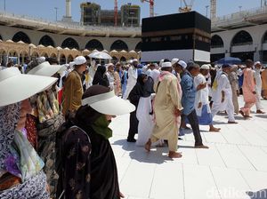 Video Penuh Sesak Umat Muslim Dunia di Masjidil Haram