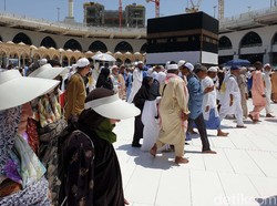 Video Penuh Sesak Umat Muslim Dunia di Masjidil Haram