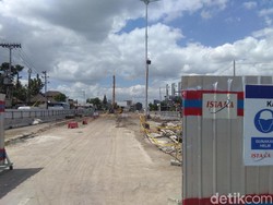 Sidak Proyek Underpass Kentungan, DPR: Jangan Telat Selesainya