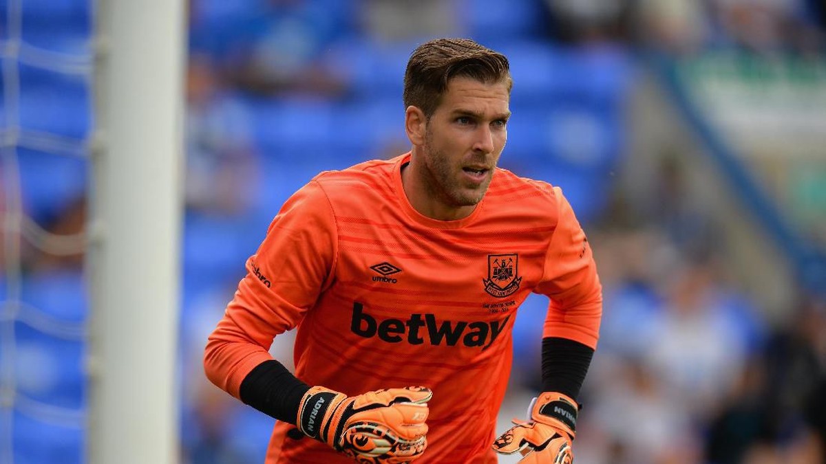 Adrian direkrut Liverpool pada musim panas ini. (Foto: Tony Marshall/Getty Images)
