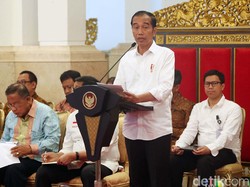 Persetujuan ke Permen Dinilai Jadikan Jokowi Penanggungjawab Semua Kebijakan
