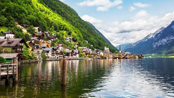 Potret Negeri Dongeng di Dunia Nyata