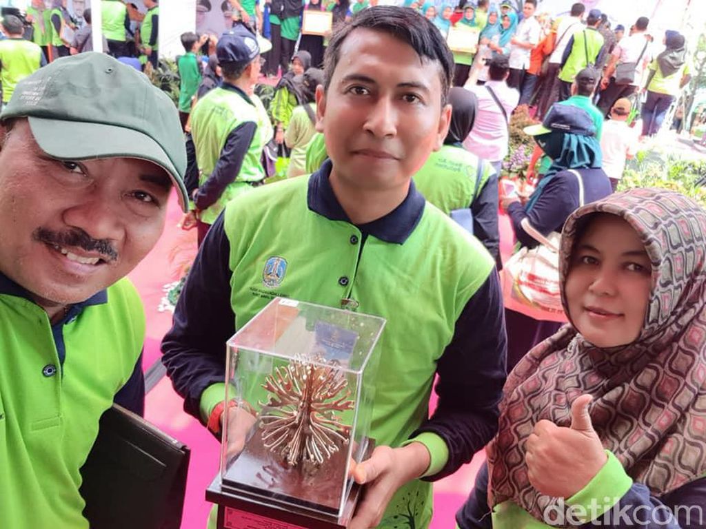 Makna Kata Kalpataru dalam Bahasa Sanskerta dan Sejarah Penghargaannya Makna Kata Kalpataru dalam Bahasa Sanskerta dan Sejarah Penghargaannya