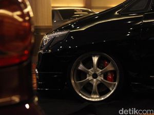 Innova Menolak Tua Dipoles Jadi Mobil Masa Depan