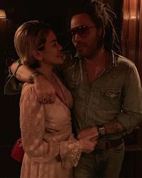 Nikita Mirzani dan Lenny Kravitz
