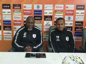 Hadapi PSIS, Jacksen F Tiago Dipusingkan Jadwal Maju Mundur Hadapi PSIS, Jacksen F Tiago Dipusingkan Jadwal Maju Mundur