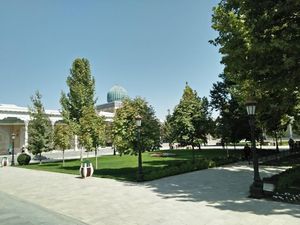 Mengunjungi Makam Perawi Hadis Terkenal, Imam Bukhari