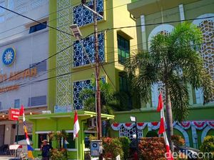 Demi Pulangkan Jenazah Suami, Istri Jaminkan Motor ke Rumah Sakit Demi Pulangkan Jenazah Suami, Istri Jaminkan Motor ke Rumah Sakit
