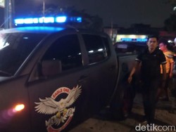 Polisi Berjaga di Kafe Nobar PSM-Persija di Tebet Pasca-penyerangan