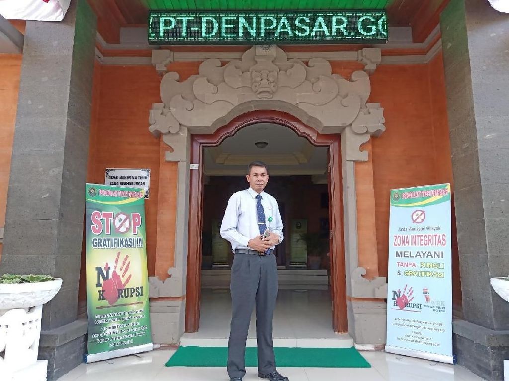 Capim KPK Nawawi Pomolango Siap Kawal Visi Reformasi Birokrasi Jokowi Capim KPK Nawawi Pomolango Siap Kawal Visi Reformasi Birokrasi Jokowi