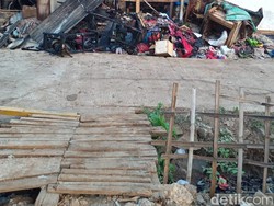 Dua Rumah di Karawang Kebakaran saat Pemadaman Listrik