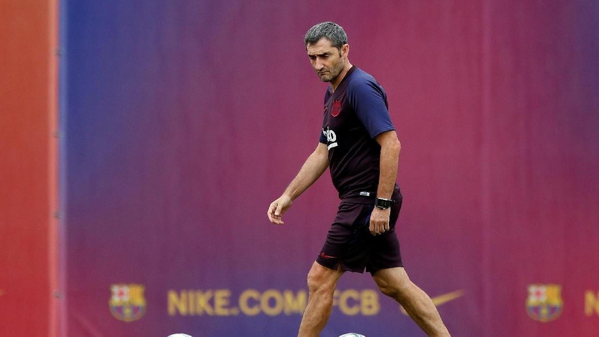 Ernesto Valverde siap melatih lagi (Foto: Albert Gea/Reuters)