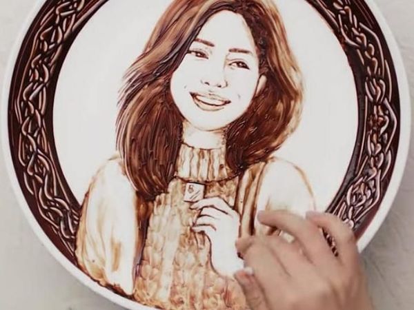 Kreatif! 10 Lukisan dari Cokelat Ini dibuat Hanya dengan Satu Jari