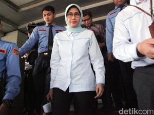 Luhut Panggil Bos PLN, Bahas Listrik Padam Massal? Luhut Panggil Bos PLN, Bahas Listrik Padam Massal?
