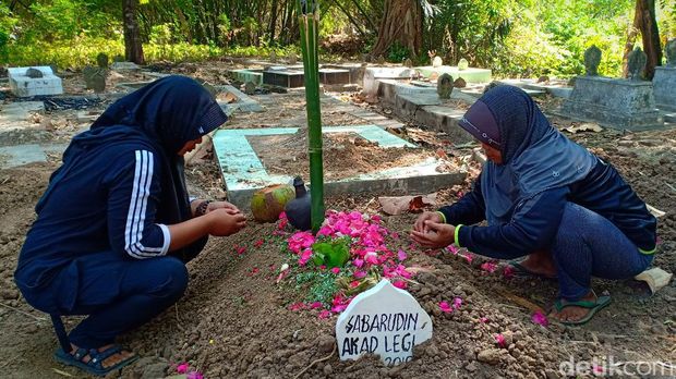 Makam Sabarudin