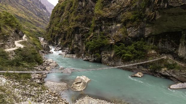 9 Lokasi Arung Jeram Paling Menantang di Asia