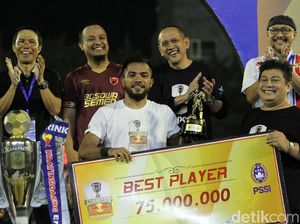 Para Peraih Penghargaan di Piala Indonesia Para Peraih Penghargaan di Piala Indonesia