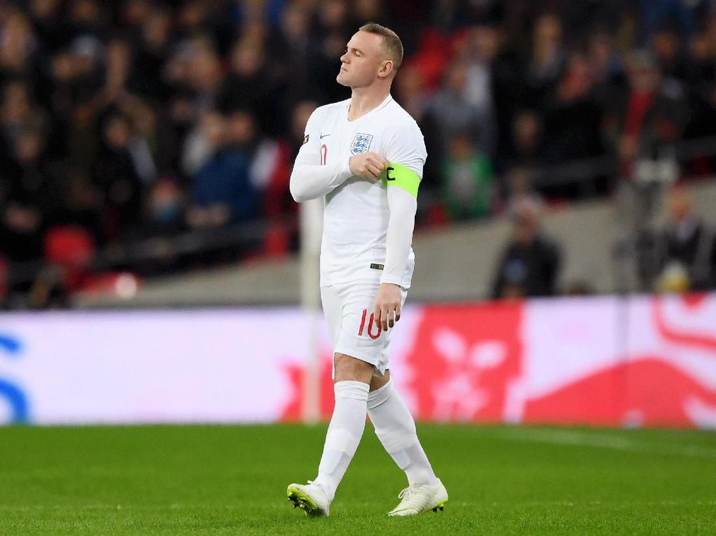 Ikut Promosikan Situs Judi, Rooney Diminta Ingat Anak Ikut Promosikan Situs Judi, Rooney Diminta Ingat Anak
