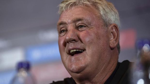 Sejumlah bursa taruhan 'menjagokan' Steve Bruce bakal dipecat sebelum akhir tahun.