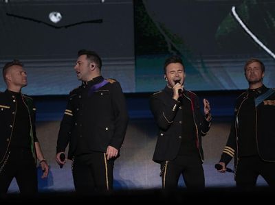 Hello My Love! Westlife Sapa Penggemar di Jakarta