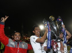 Final Piala Indonesia: Pesta di Mattoangin, Rusuh di Tebet