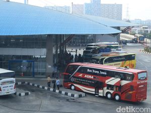 Terminal Pulogebang yang Makin Ramah Buat Turis Asing