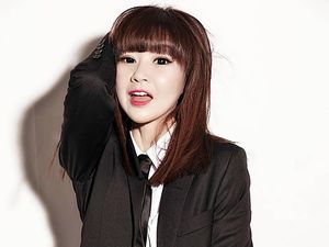 Imut Seperti Remaja, Cosplayer Ini Ternyata Berusia 50 Tahun