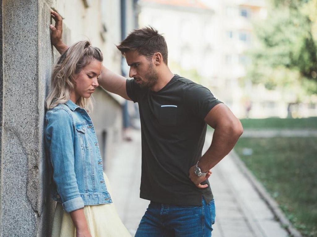 Pacar Mengancam Bila Saya Mutusin Hubungan, Apakah Bisa Dipidanakan?