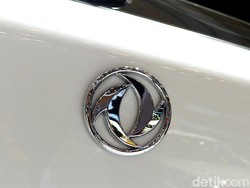 Mobil Listrik Harus Punya Banyak Kandungan Komponen Lokal, Ini Kata DFSK