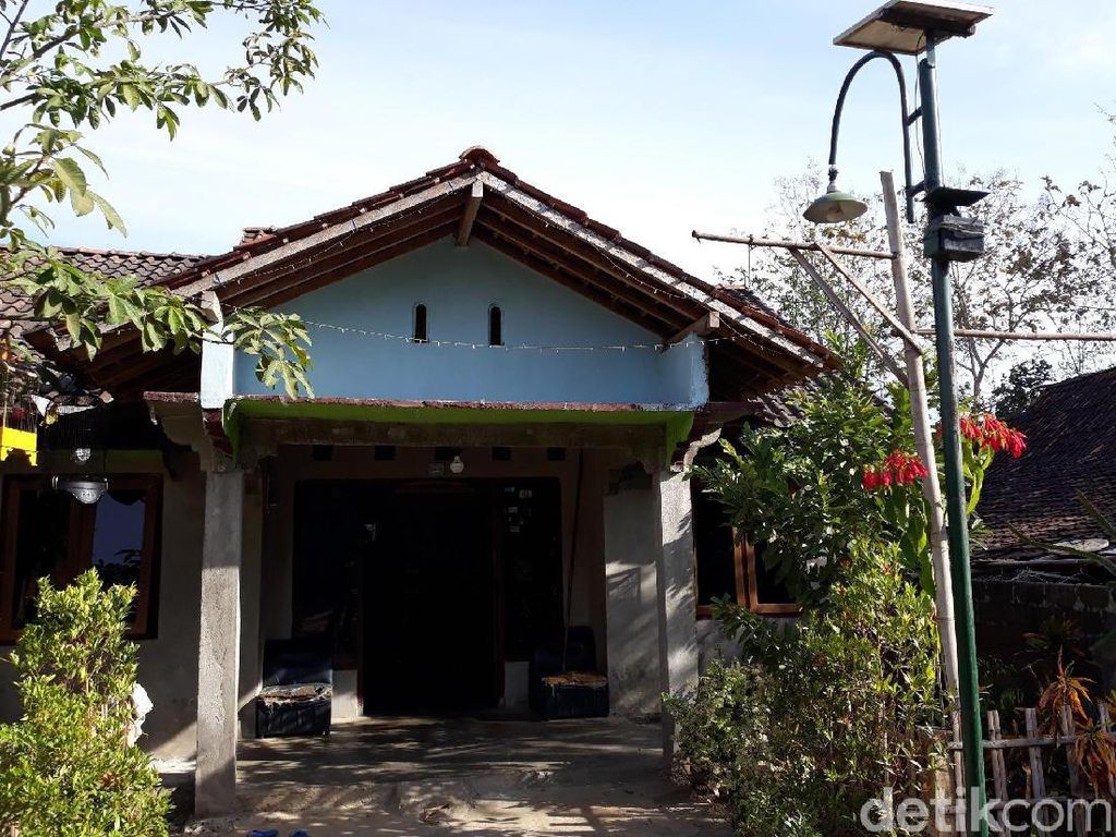 Cerita Warga Gunungkidul yang Tak Risau Listrik Padam Cerita Warga Gunungkidul yang Tak Risau Listrik Padam
