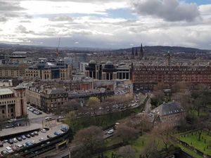 Tenggelam Dalam Abad Pertengahan di Skotlandia