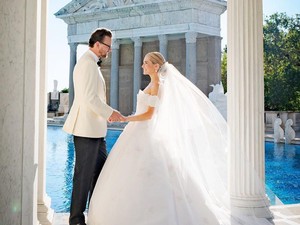 Mewahnya Pernikahan Crazy Rich New York yang 5 Kali Ganti Gaun Pengantin Mewahnya Pernikahan Crazy Rich New York yang 5 Kali Ganti Gaun Pengantin