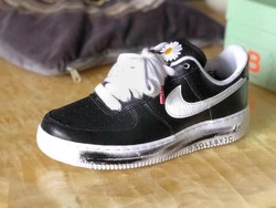 Bocoran Sneakers Nike Kolaborasi dengan Brand G-Dragon PEACEMINUSONE