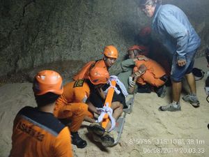 Melayang di Pinggir Tebing, Turis Prancis Jatuh Saat Paragliding di Bali