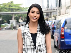 Tyas Mirasih Ternyata Fans Berat Spice Girls dan The Moffett