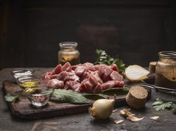 Tips Makan Daging Agar Tak Sakit Jantung dan Kolesterol